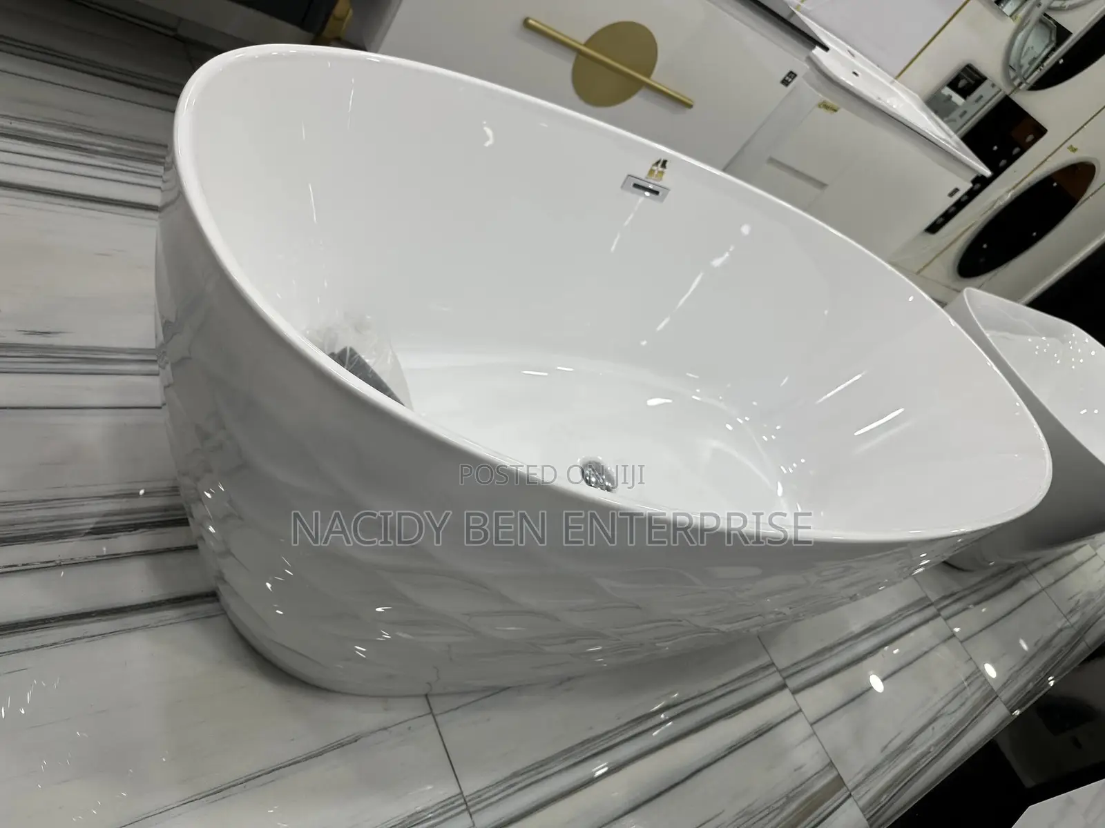 Acrylic Bathtub ( Tortoise Body)