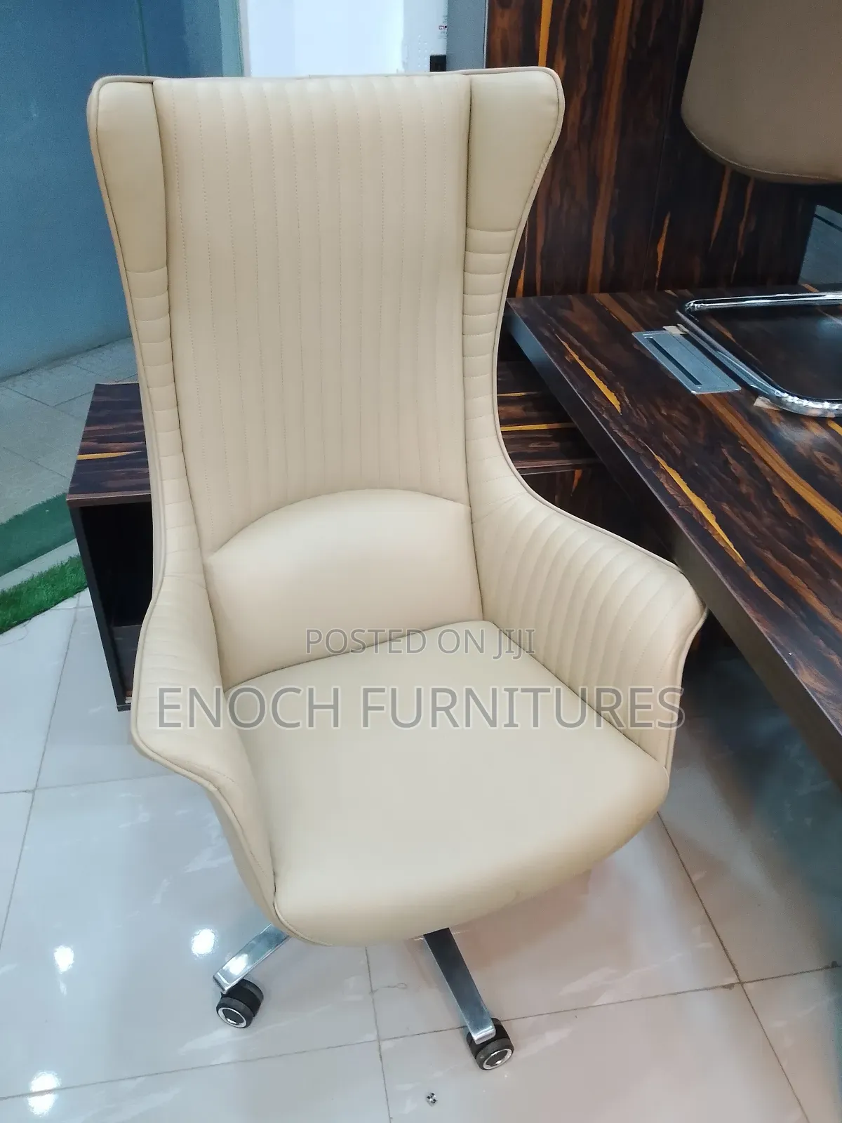 Super Executive Office Chair