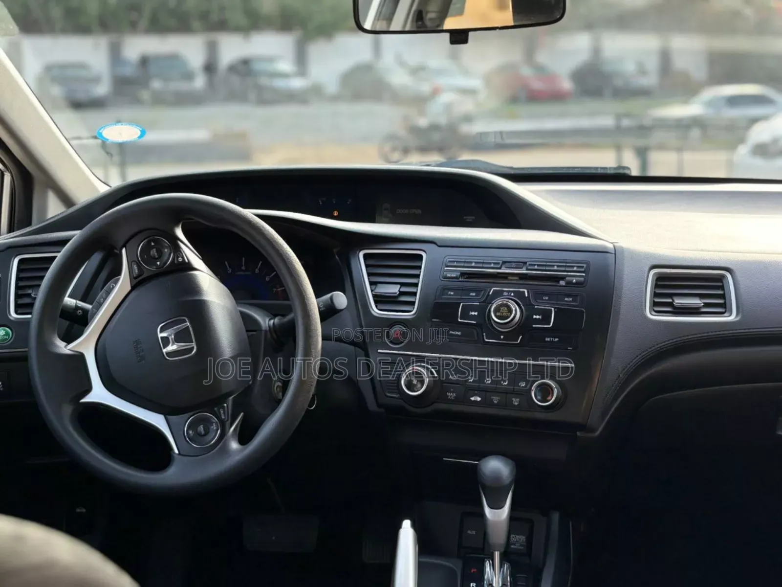 Honda Civic LX 4dr Sedan (1.8L 4cyl 5M) 2015 Silver