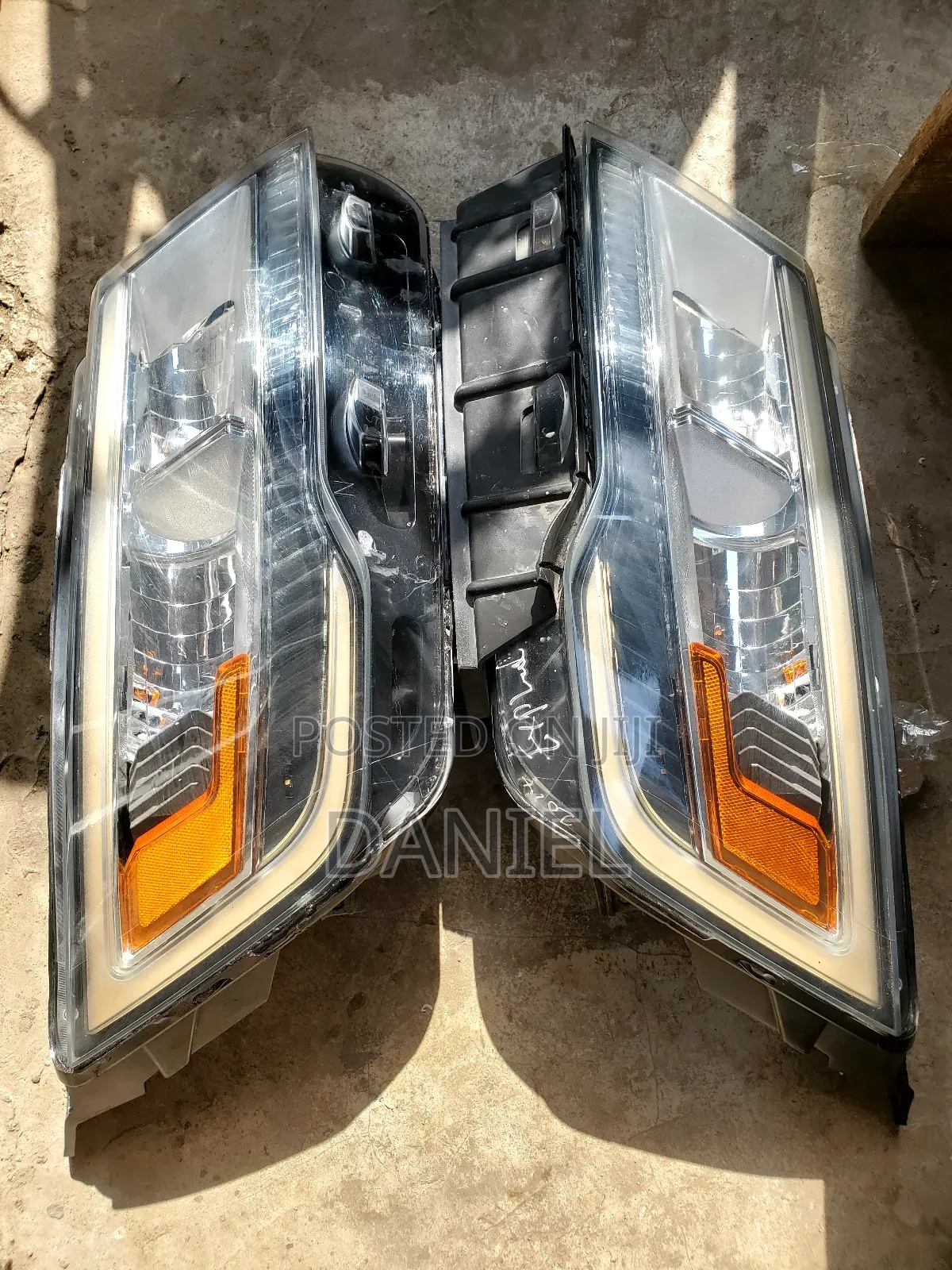 Ford Explora 2017 Headlamp