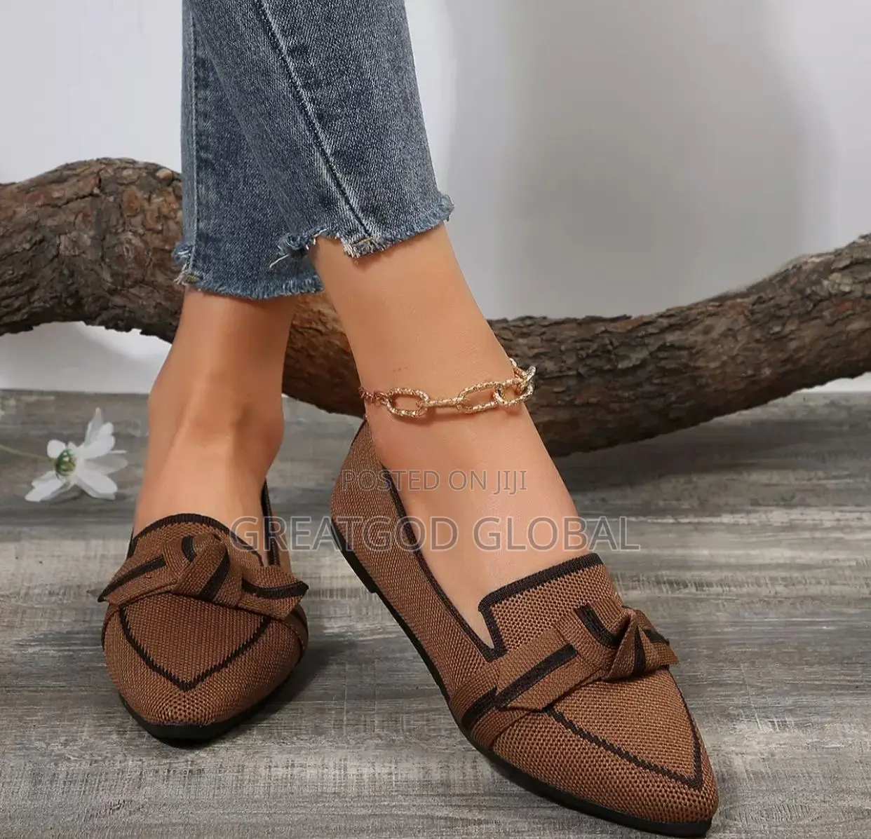 Flat Luxe Shoe Super Cute for Ladies Available in Colors