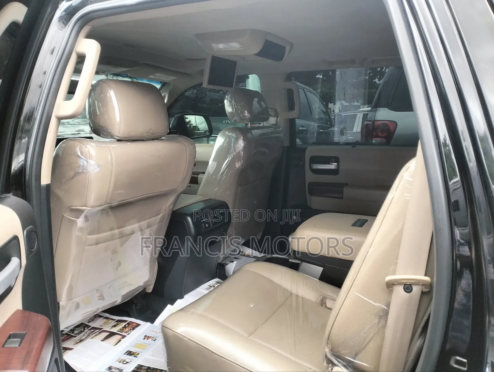 Toyota Sequoia Platinum w/FFV 4x4 2018 Black