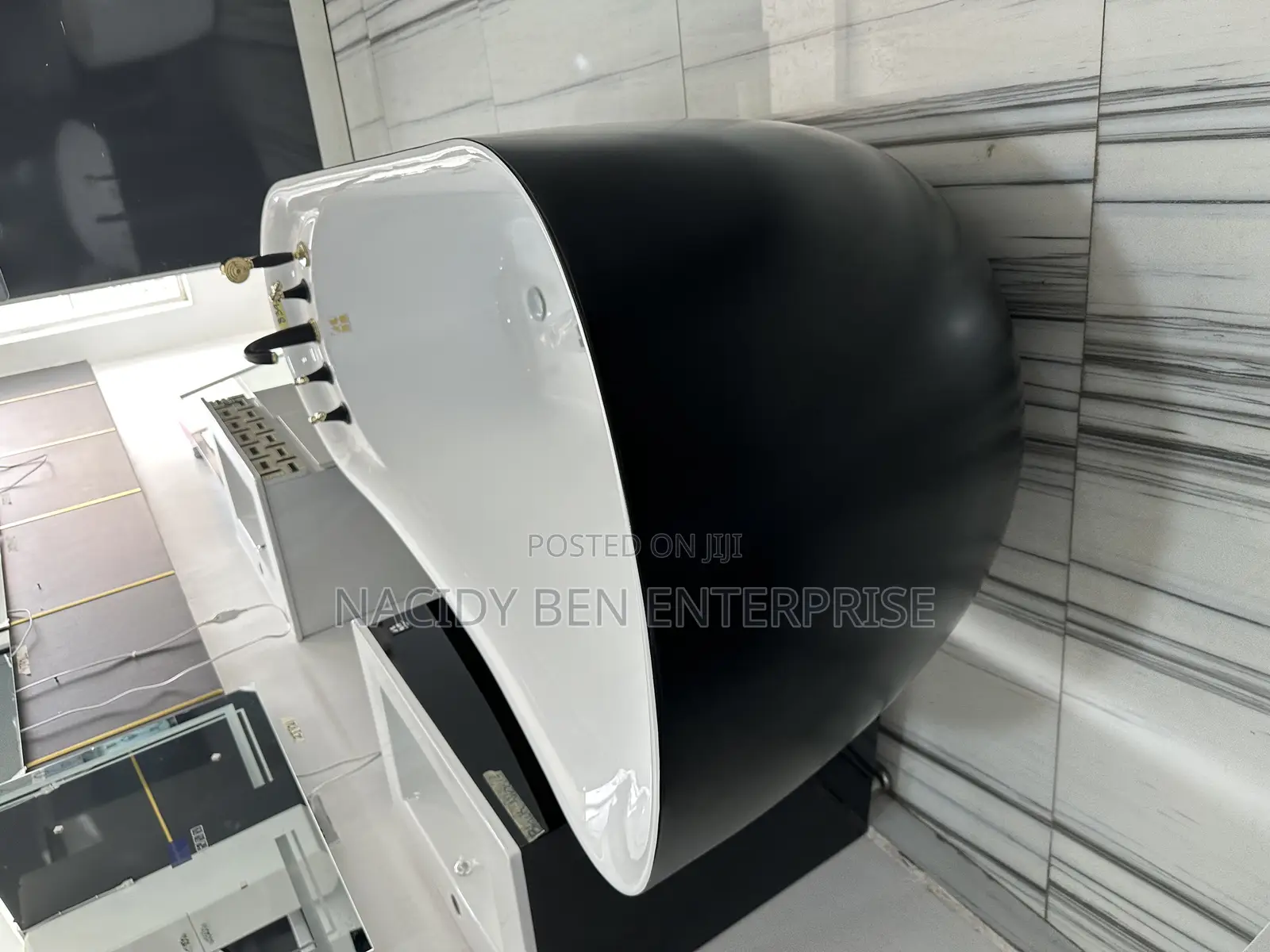 Acrylic Bathtub