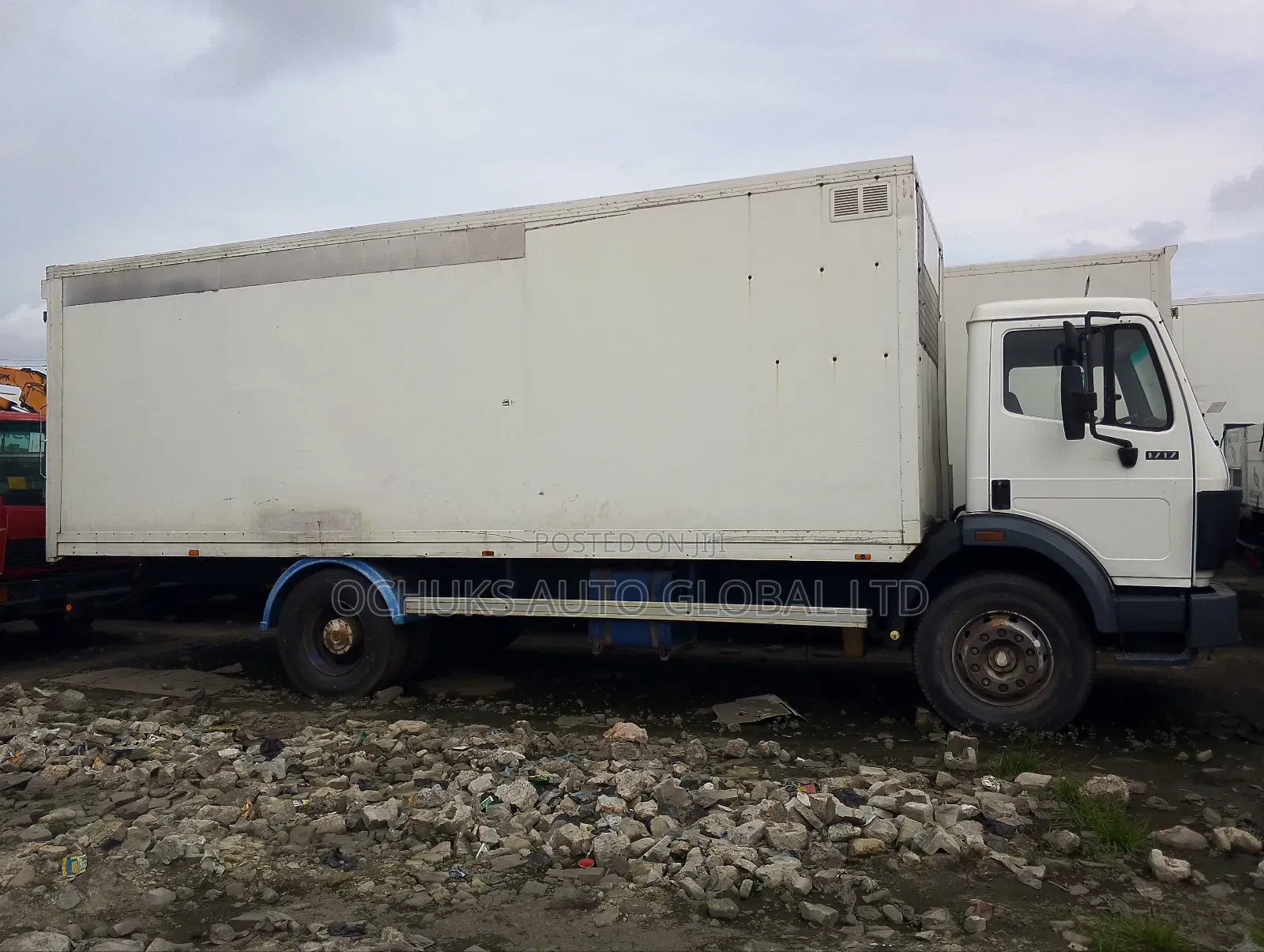 Heavy Duty Truck 1717 Model