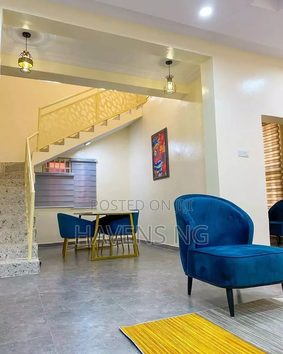 4 Units of Spacious 4-Bedroom Apartments for Short Stay