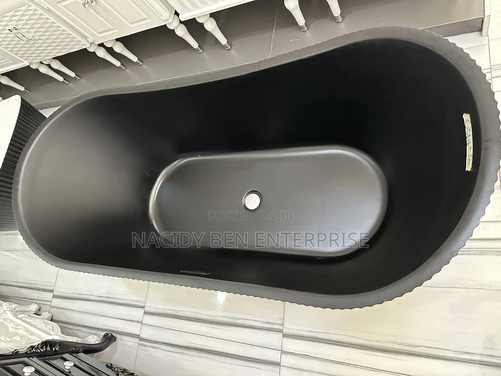 Black Bathtub