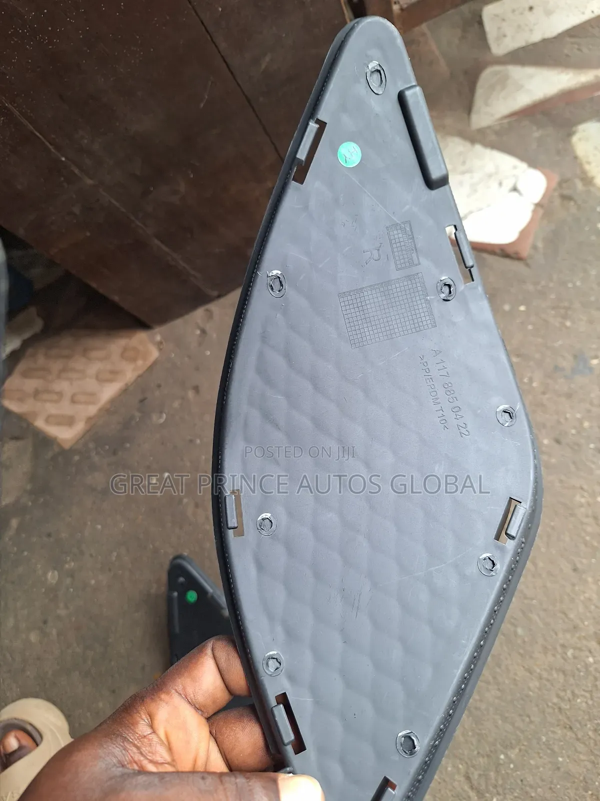 Bumper Fog Lamp Cover Cla250