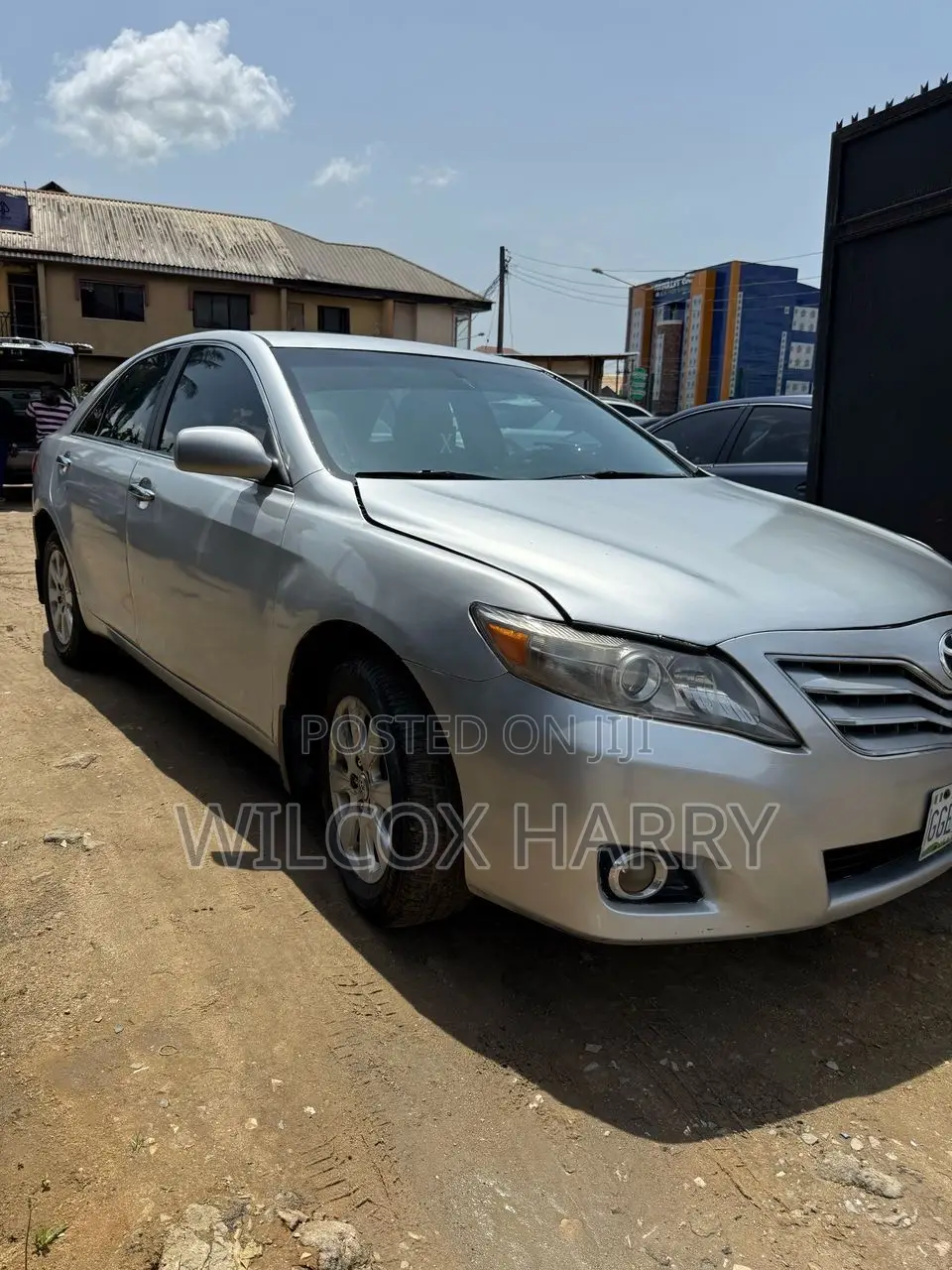 Toyota Camry LE 4dr Sedan (2.5L 4cyl 6A) 2011 Silver