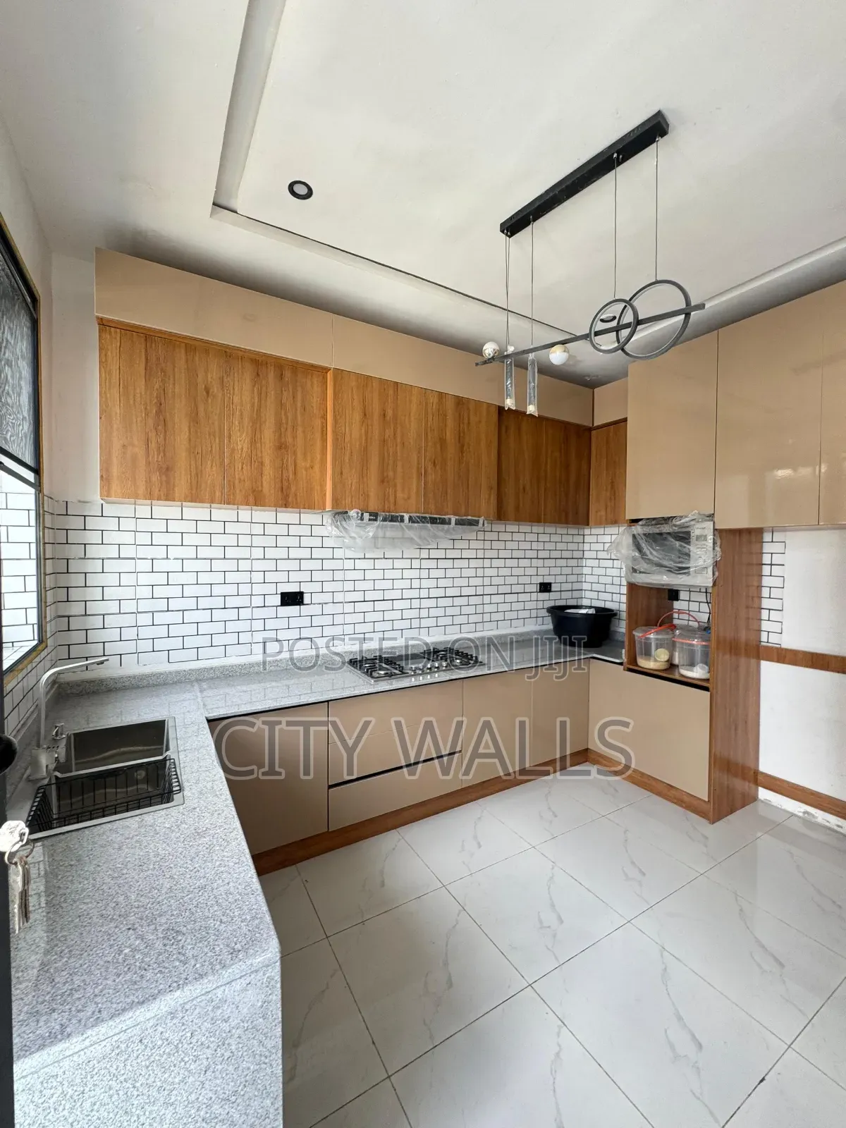 3bdrm Block of Flats in Lekki Phase 1 for rent