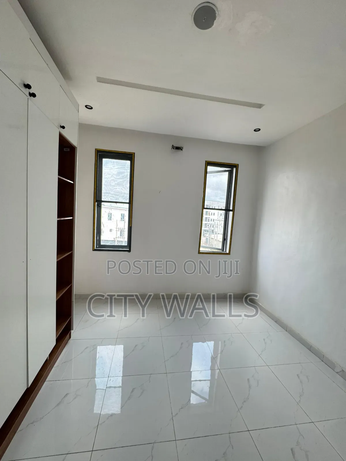 3bdrm Block of Flats in Lekki Phase 1 for rent