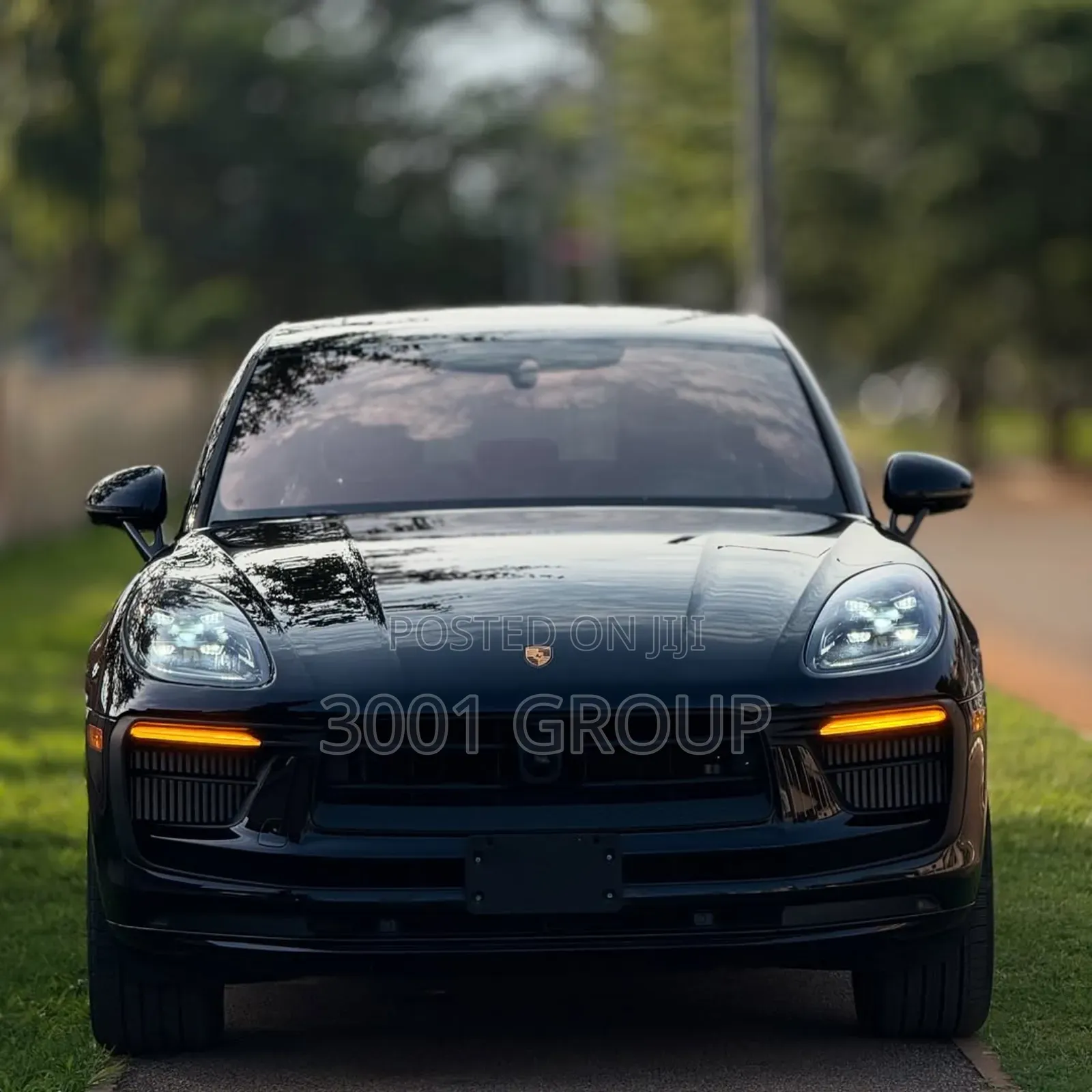 Porsche Macan 2024 Black