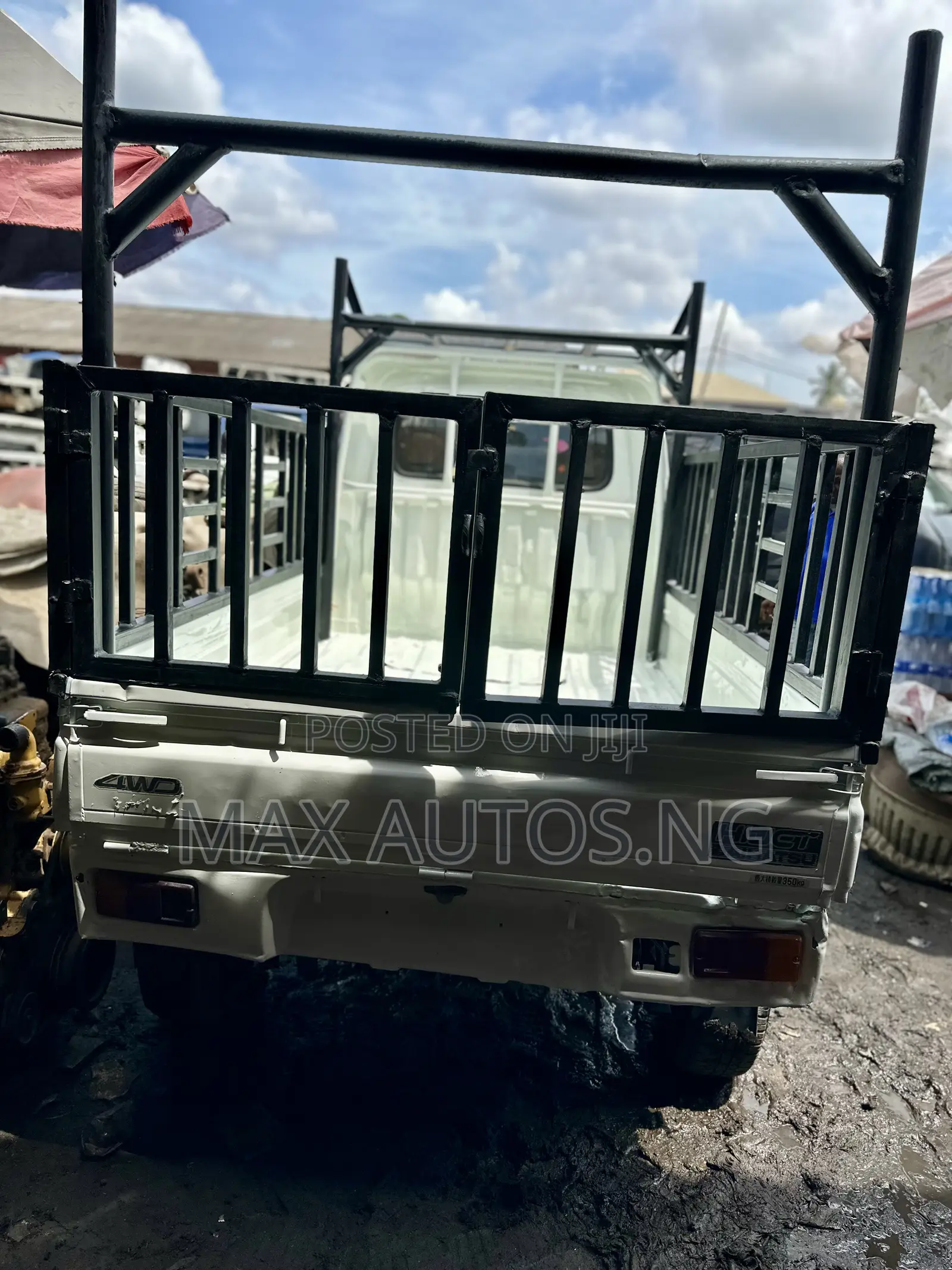 Daihatsu Hijet 2007 White