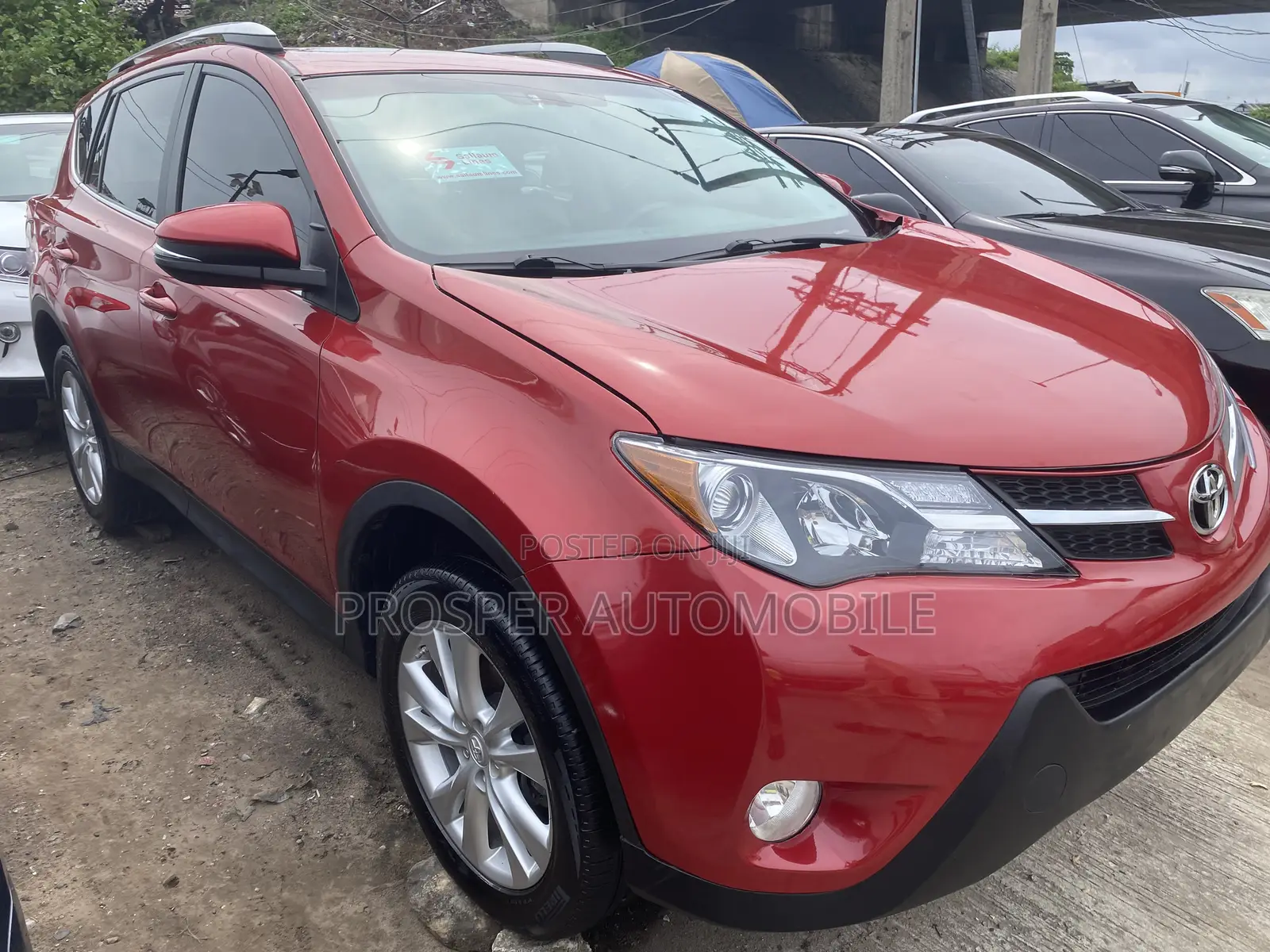 Toyota RAV4 Limited 4dr SUV (2.5L 4cyl 6A) 2015 Red