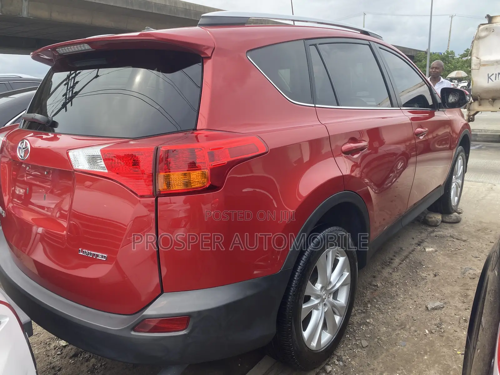 Toyota RAV4 Limited 4dr SUV (2.5L 4cyl 6A) 2015 Red