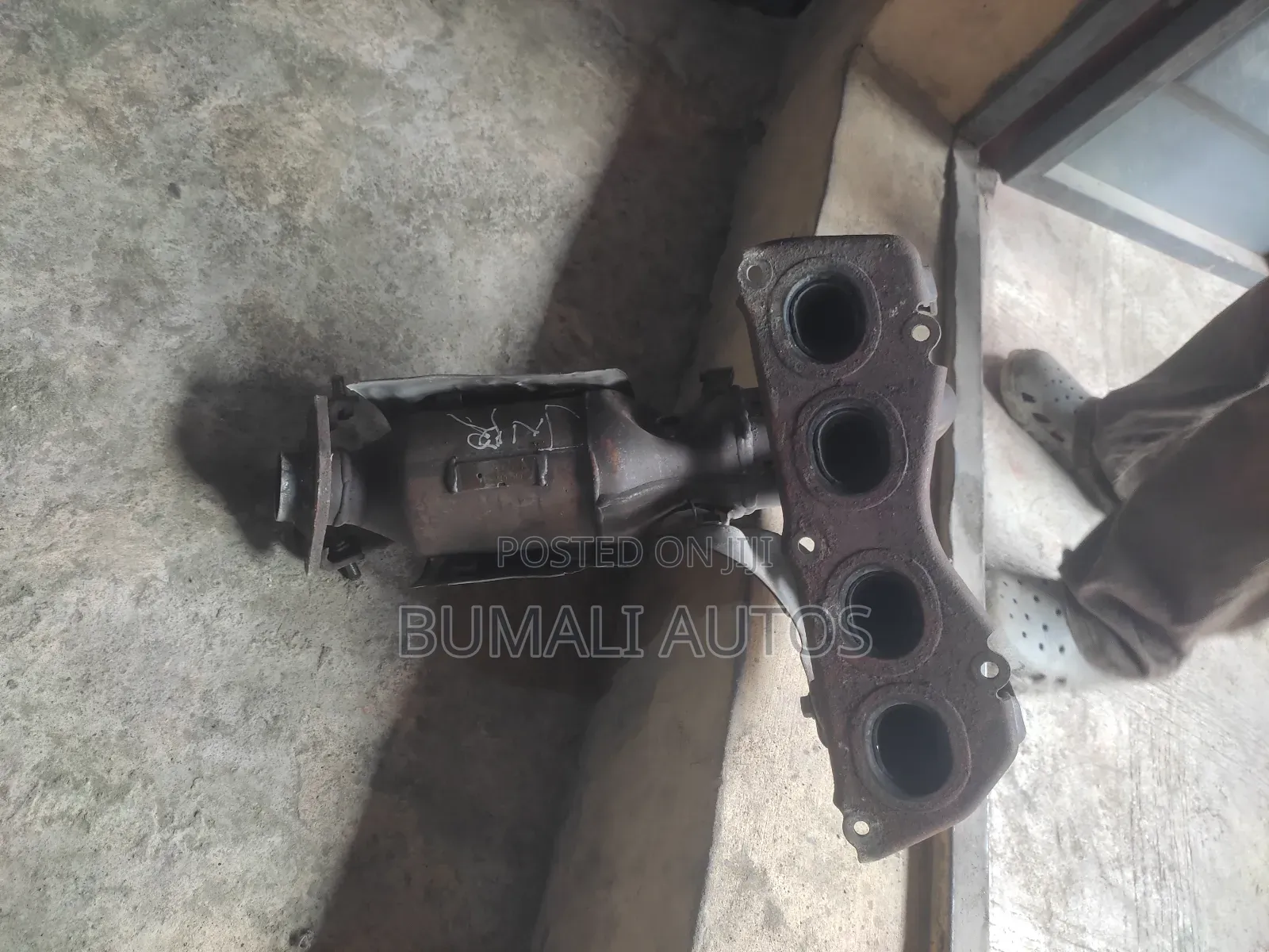 Manifold Catalyst Converter for Toyota Venza Four Plug