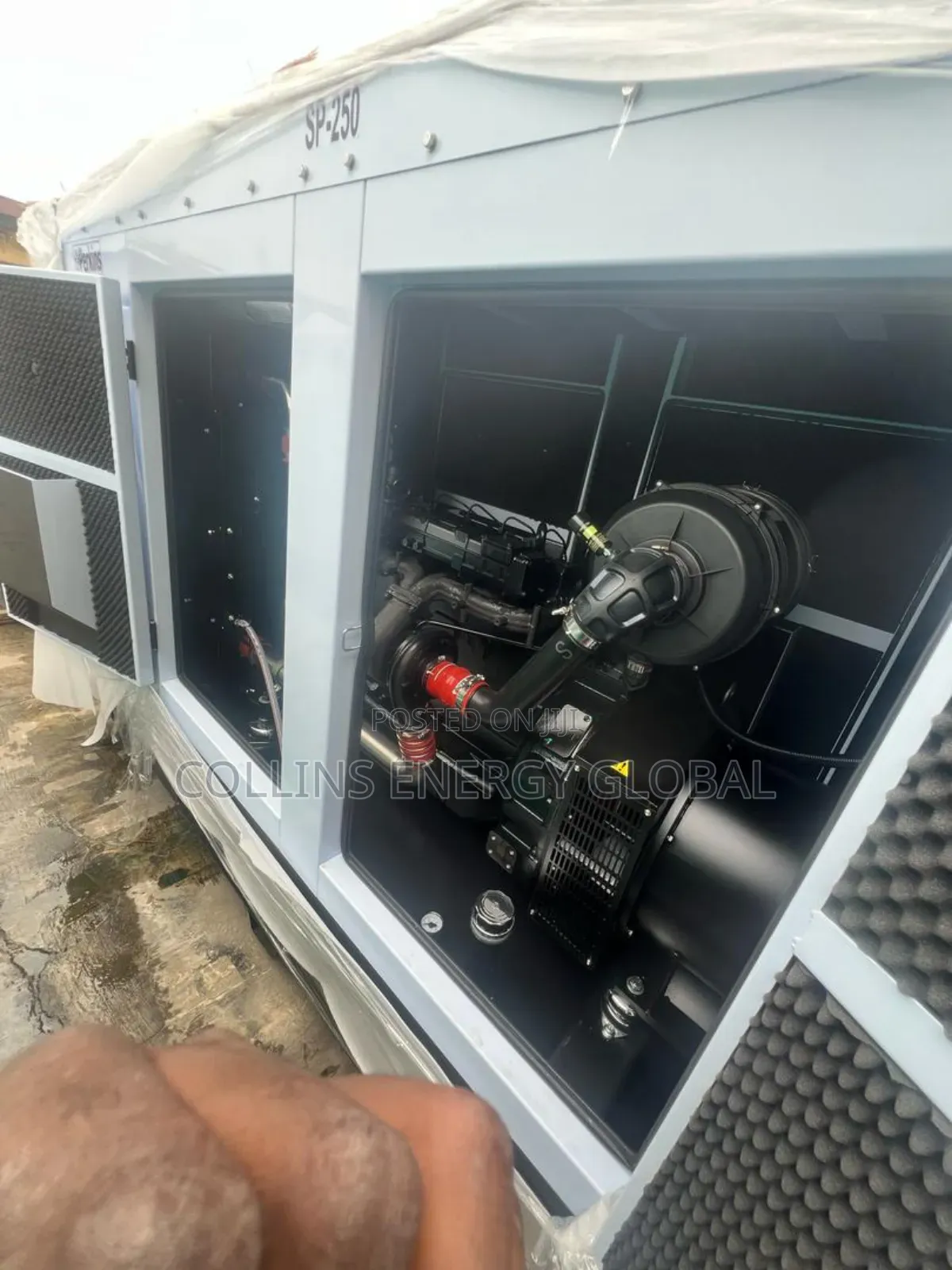 250 Kva Uk Perkins Soundproof Copper Coil Generator