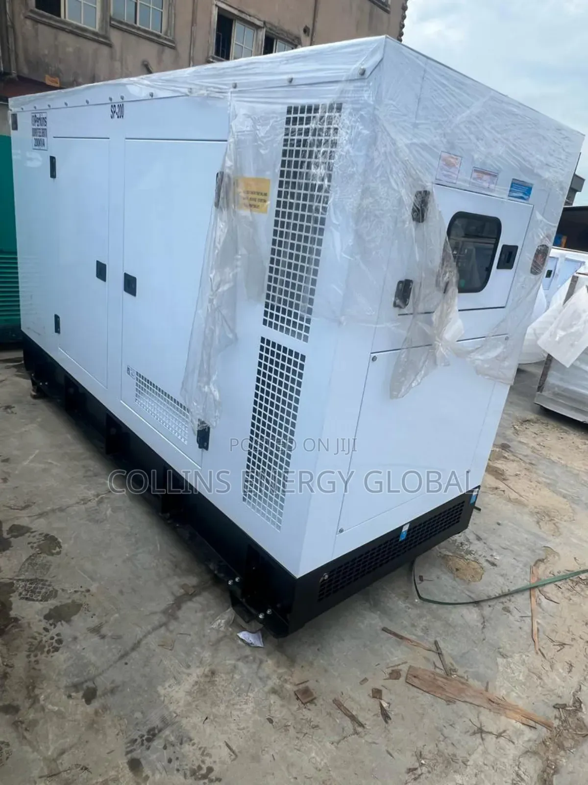 200 Kva Uk Perkins Soundproof Copper Coil Generator