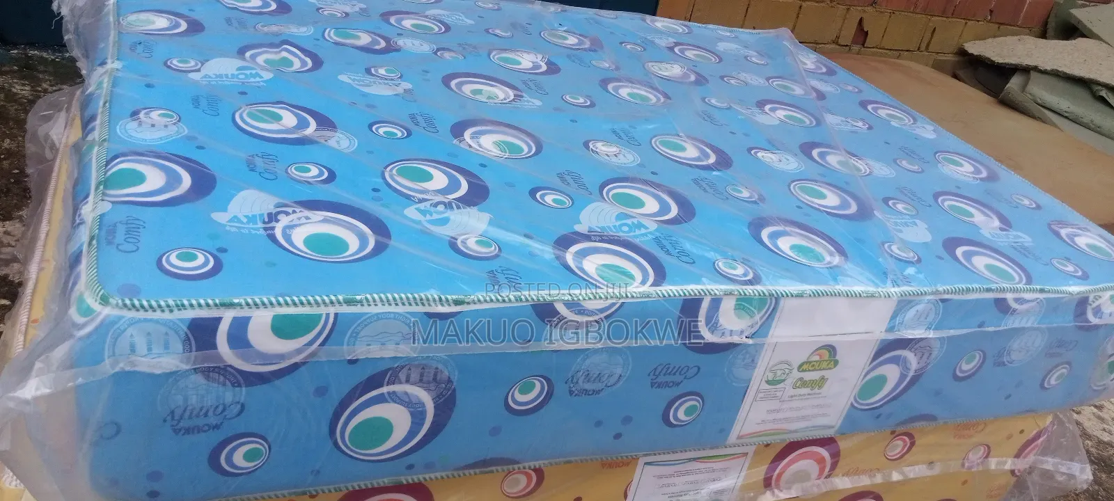 [En] Mouka Comfy 6 by 4.5 by 10inches Family Size Mattress