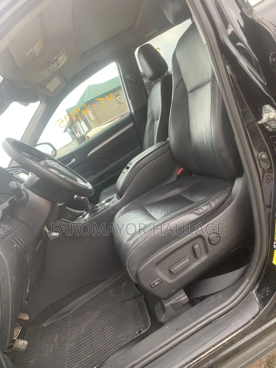 Toyota Highlander XLE 4x4 V6 (3.5L 6cyl 8A) 2018 Black