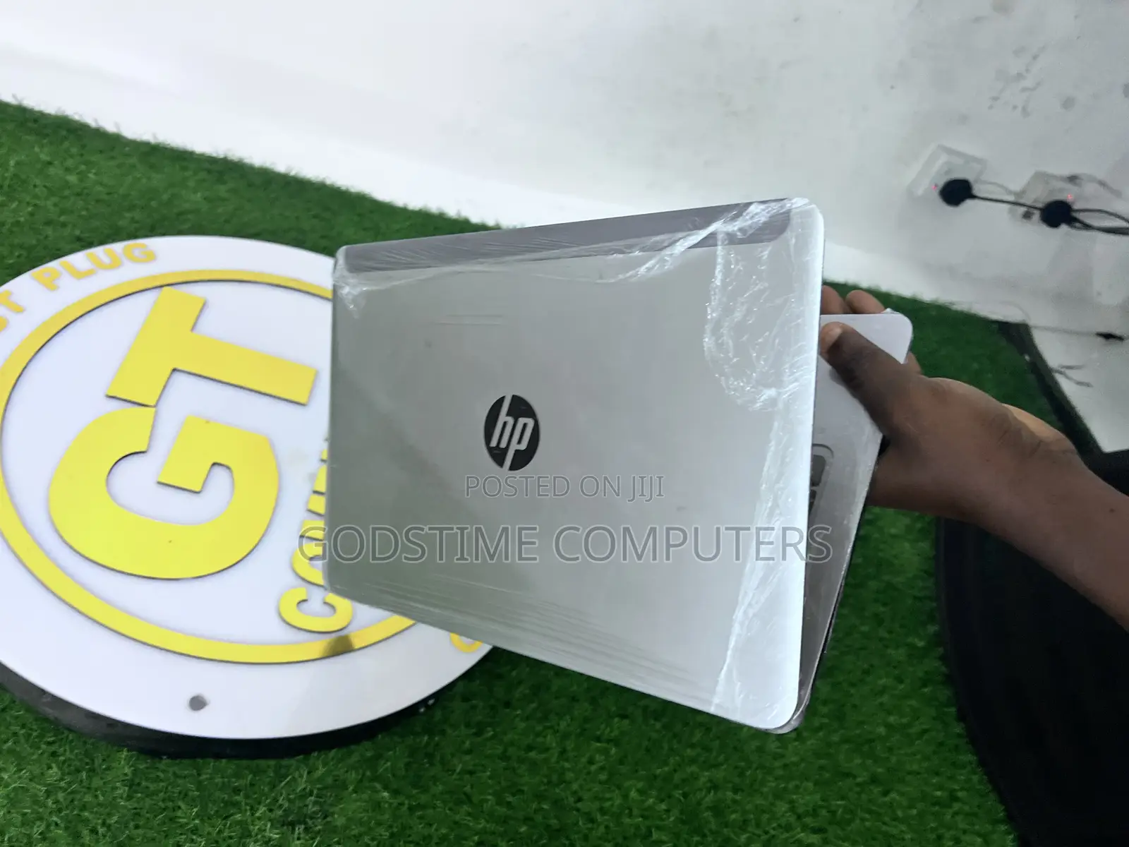New Laptop HP EliteBook Folio 1040 G2 8GB Intel Core I5 SSD 256GB