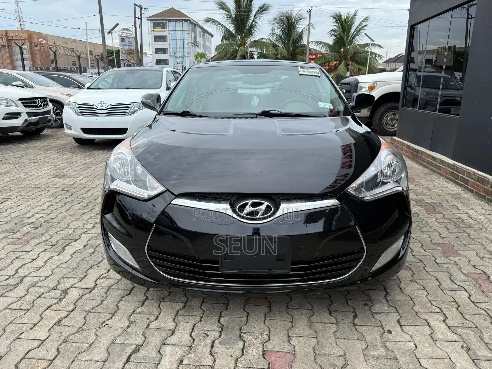 Hyundai Veloster Automatic 2012 Black