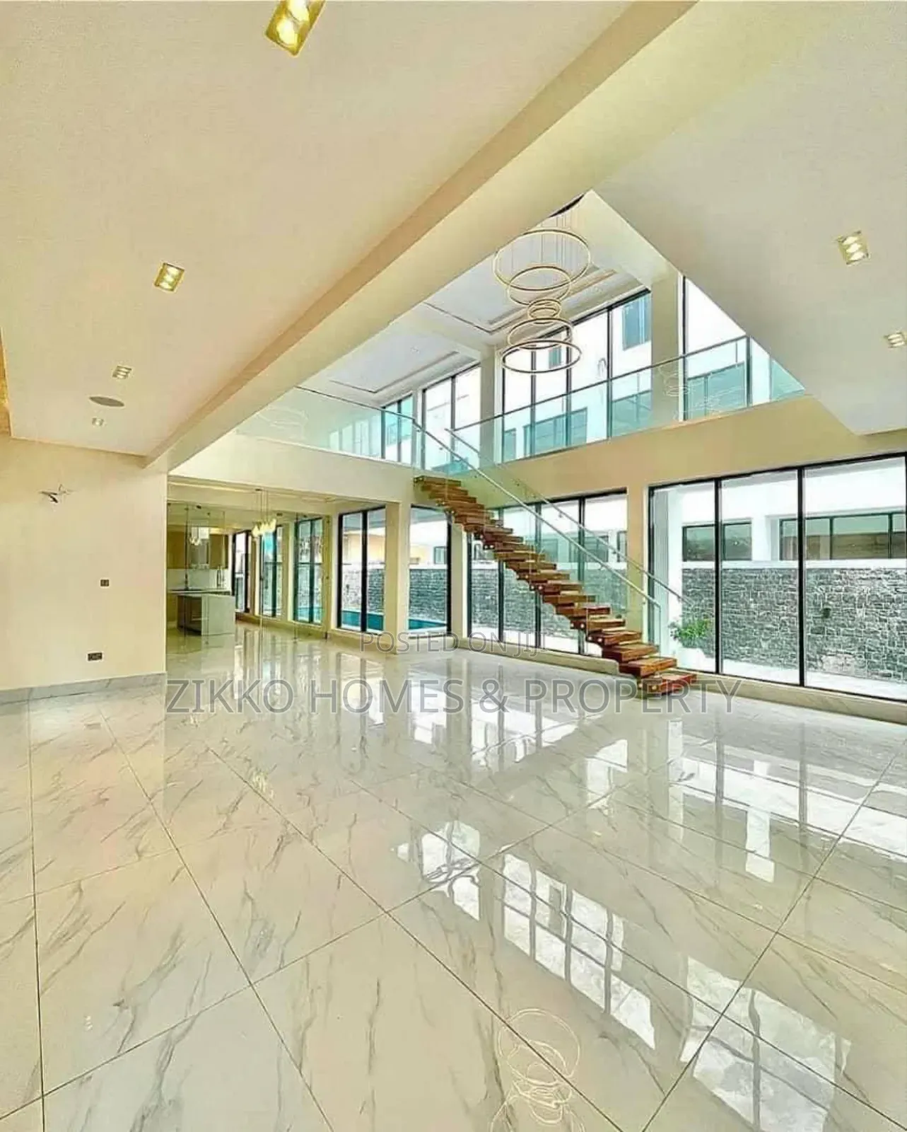 6bdrm Duplex in Lekki for sale