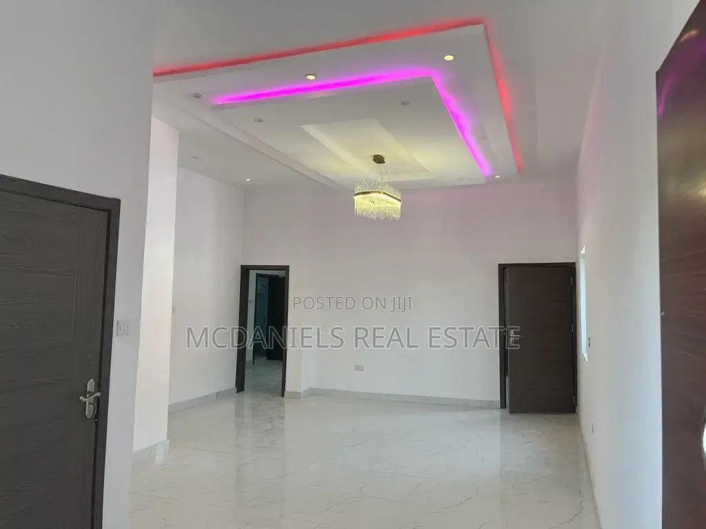 4bdrm Duplex in Sangotedo for sale