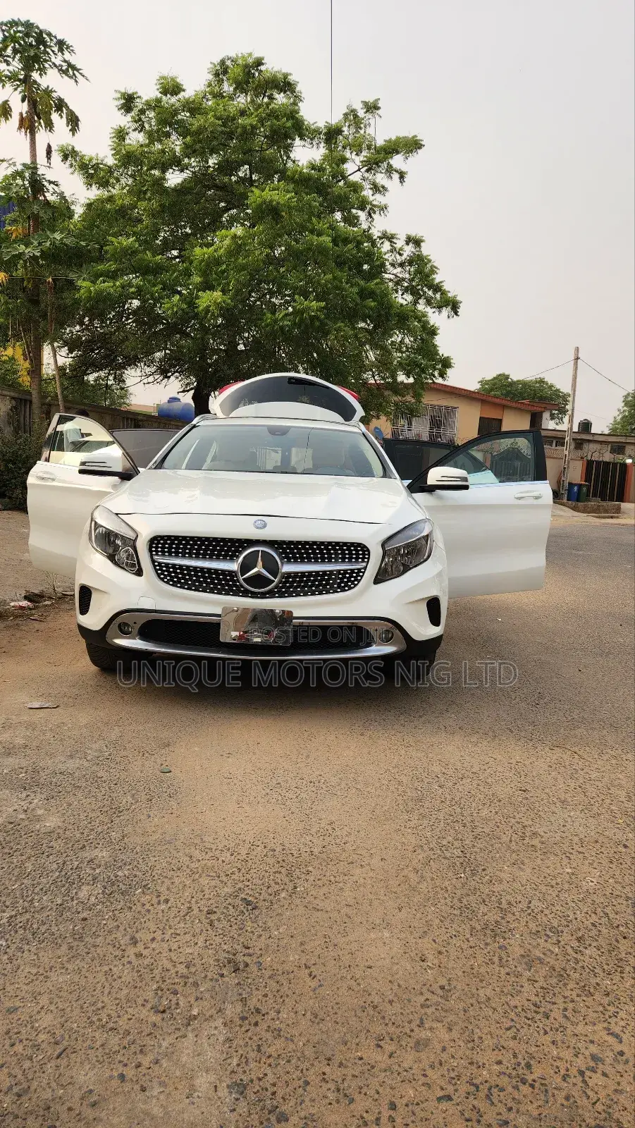 Mercedes-Benz GLA 250 2015 White