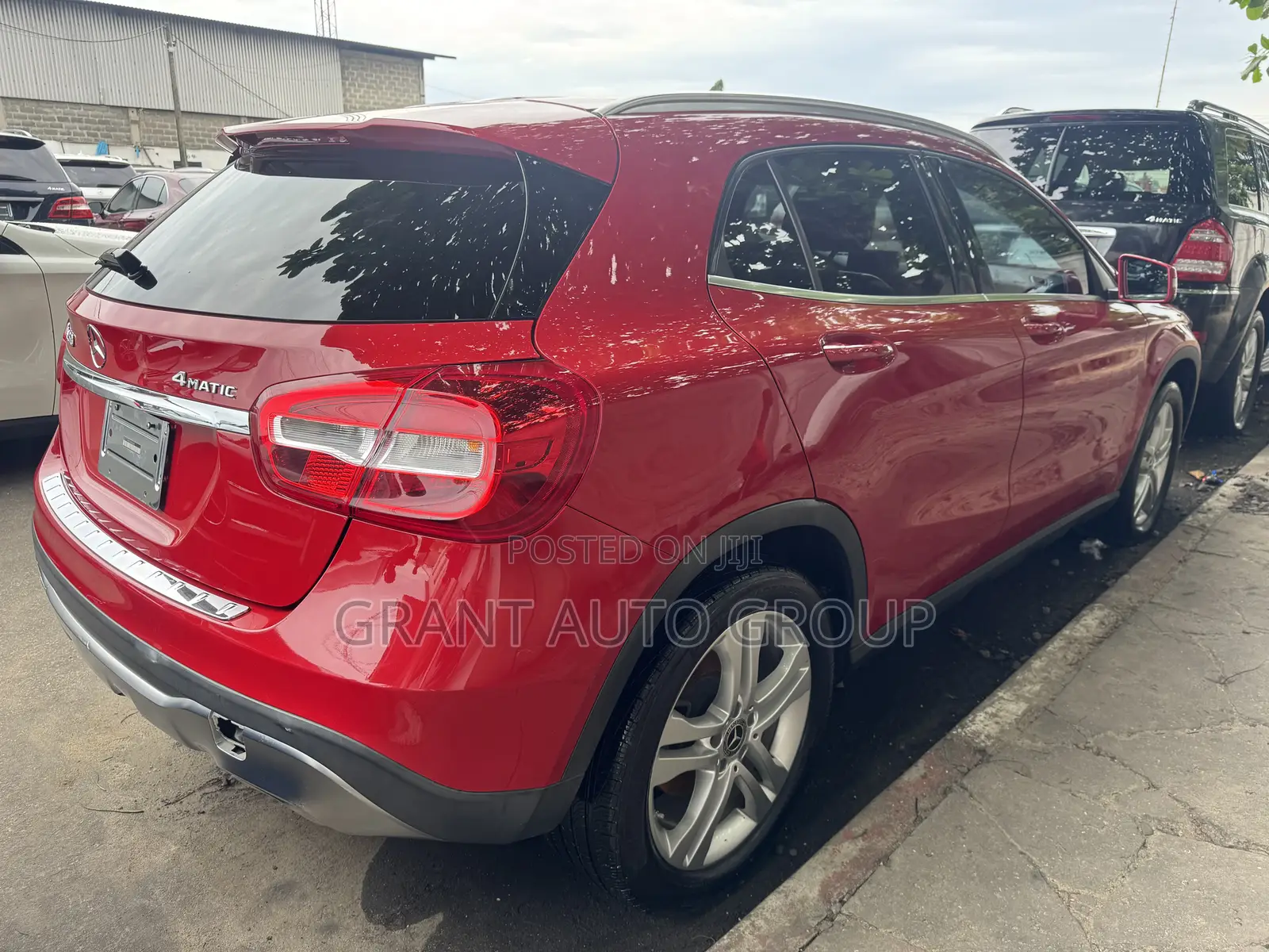 Mercedes-Benz GLA 250 2018 Red