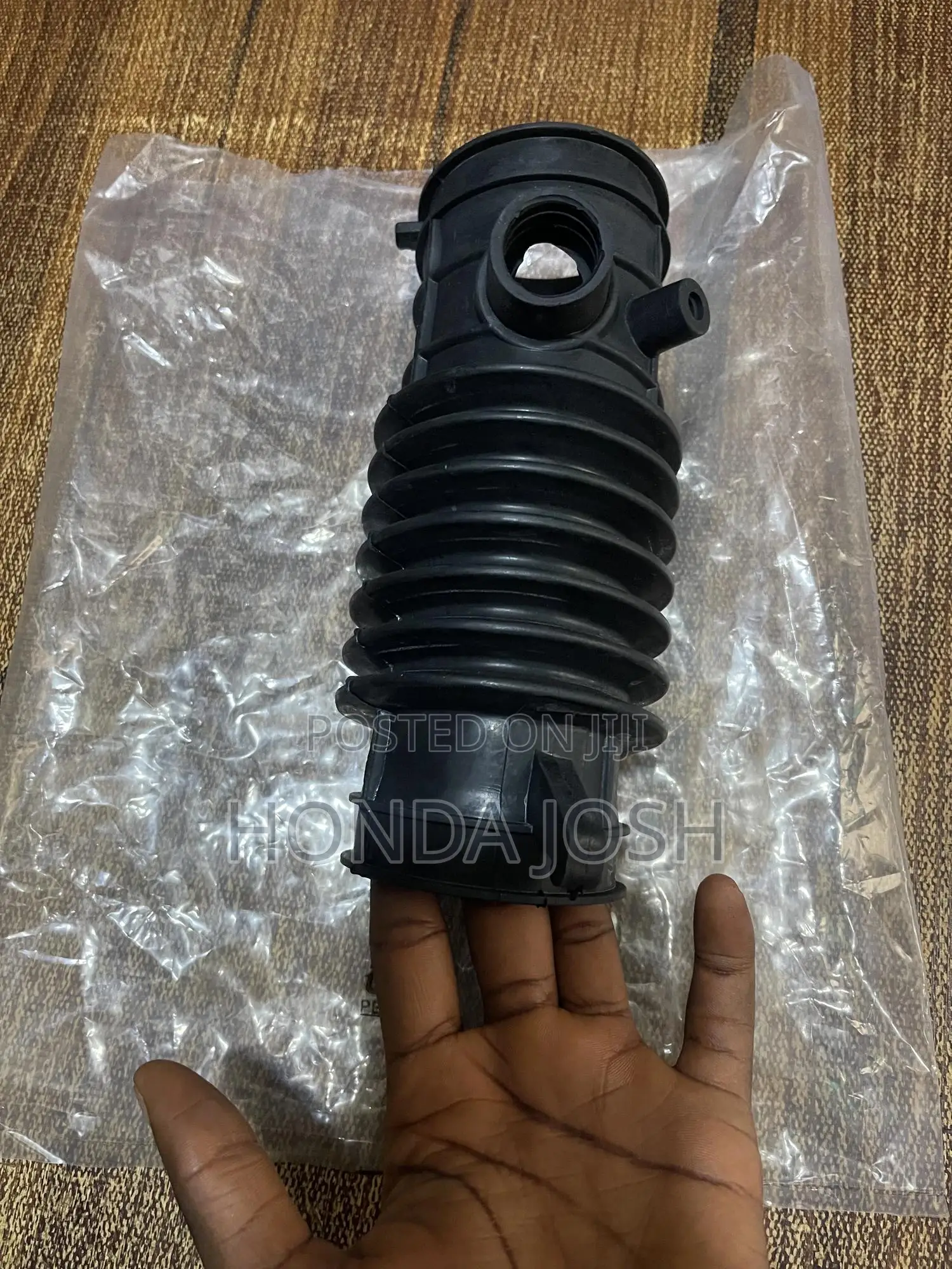 Injector Mouth Hose 2017- 2020 Honda CRV