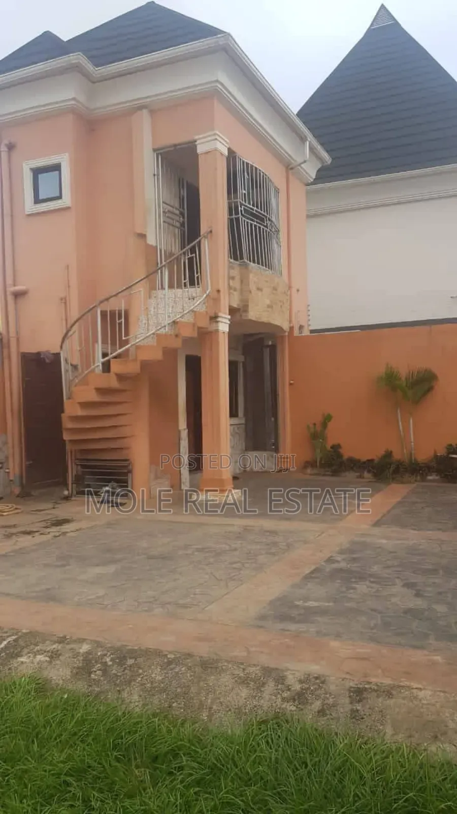 Furnished 4bdrm Duplex in Ejigbadero Estate for sale