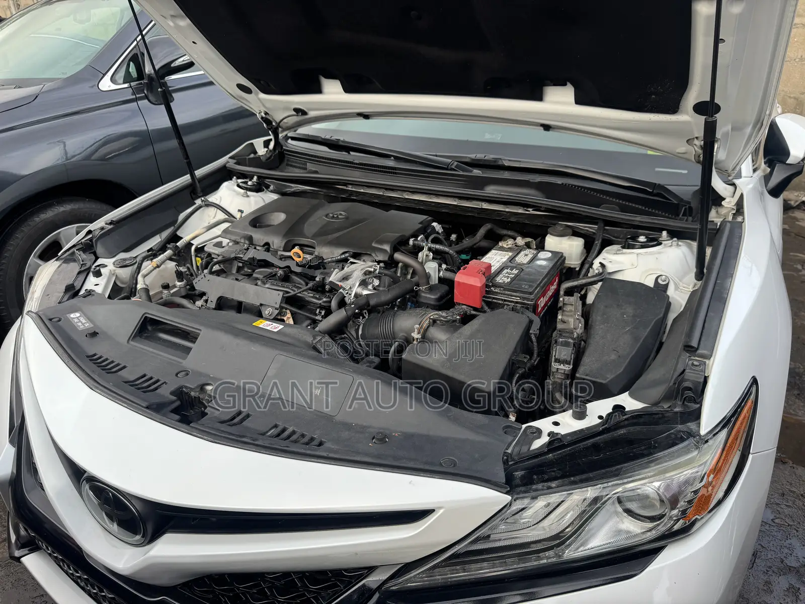 Toyota Camry XSE FWD 2020 White