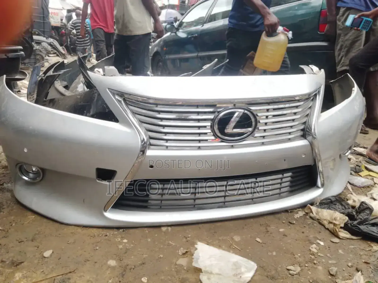 Complete Front Bumper Es 350 2015