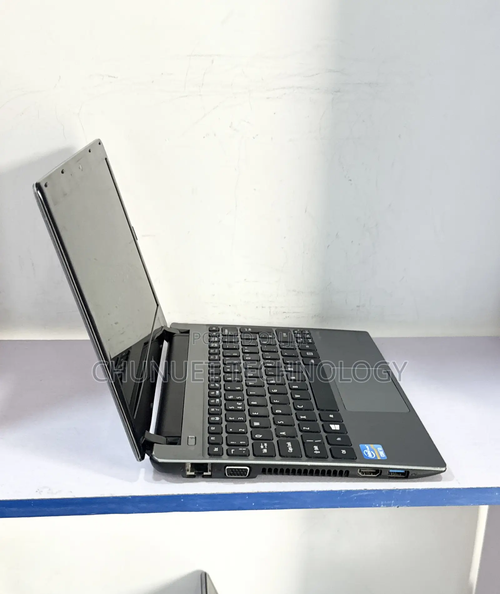 Laptop Acer Aspire V5-171 4GB Intel Core i3 HDD 320GB