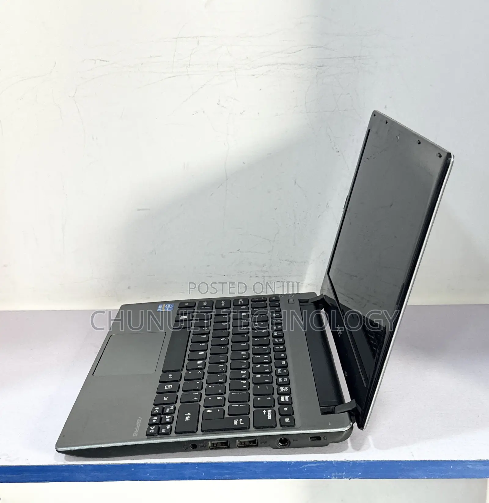 Laptop Acer Aspire V5-171 4GB Intel Core i3 HDD 320GB