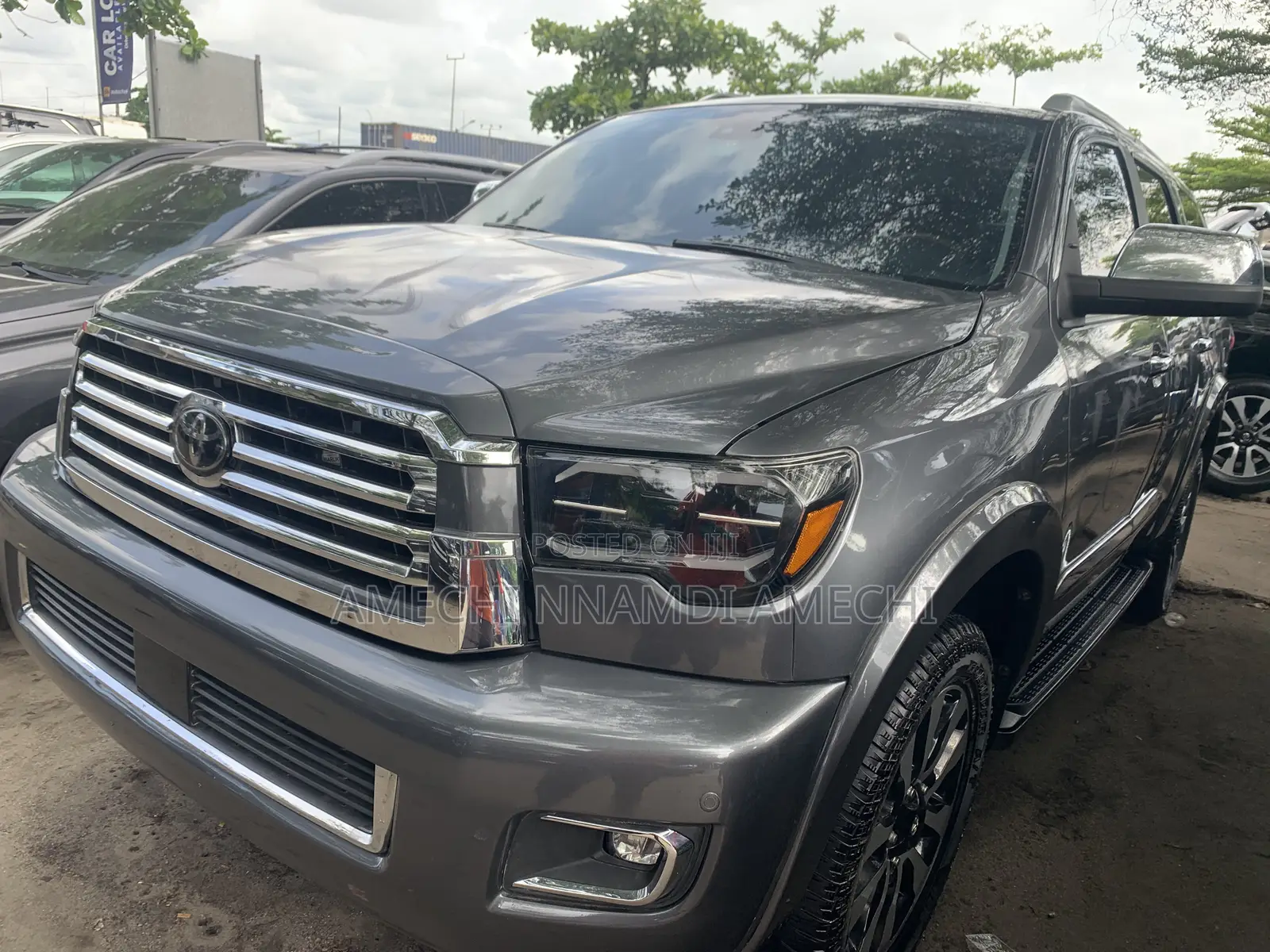Toyota Sequoia Platinum 4x4 2019 Gray