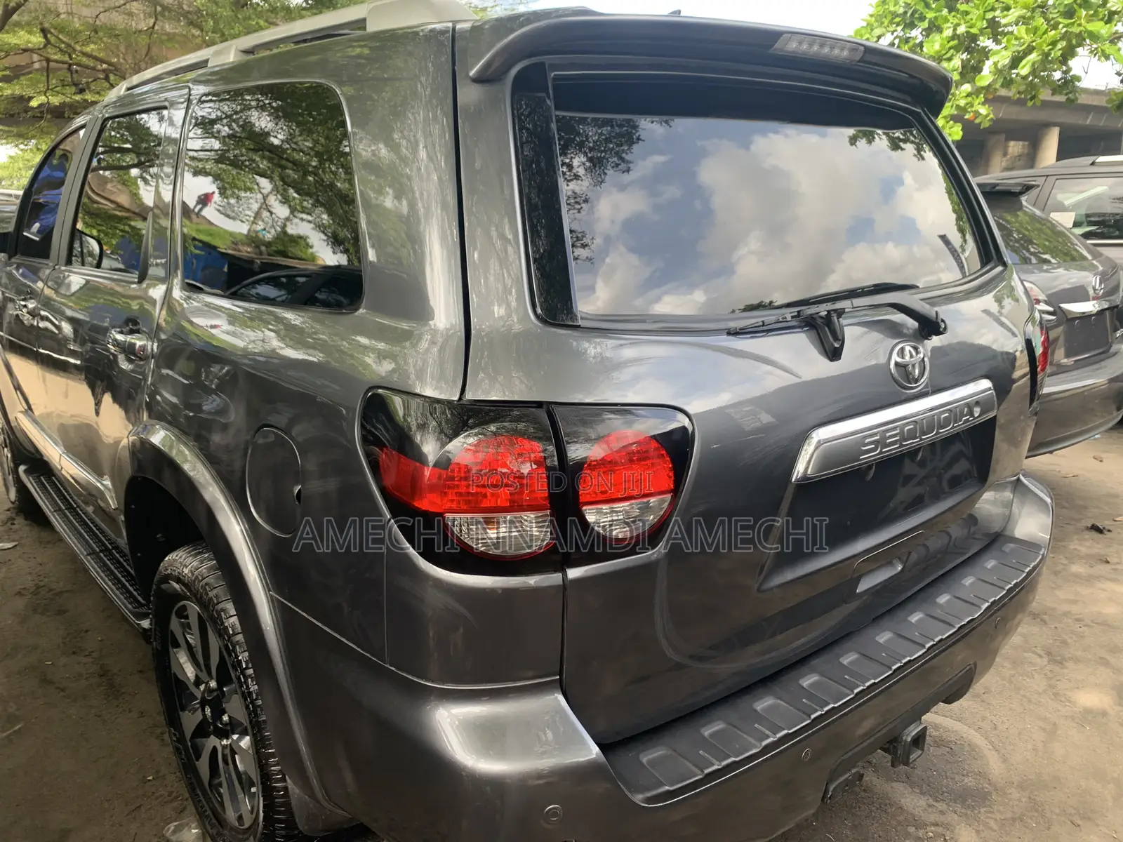 Toyota Sequoia Platinum 4x4 2019 Gray