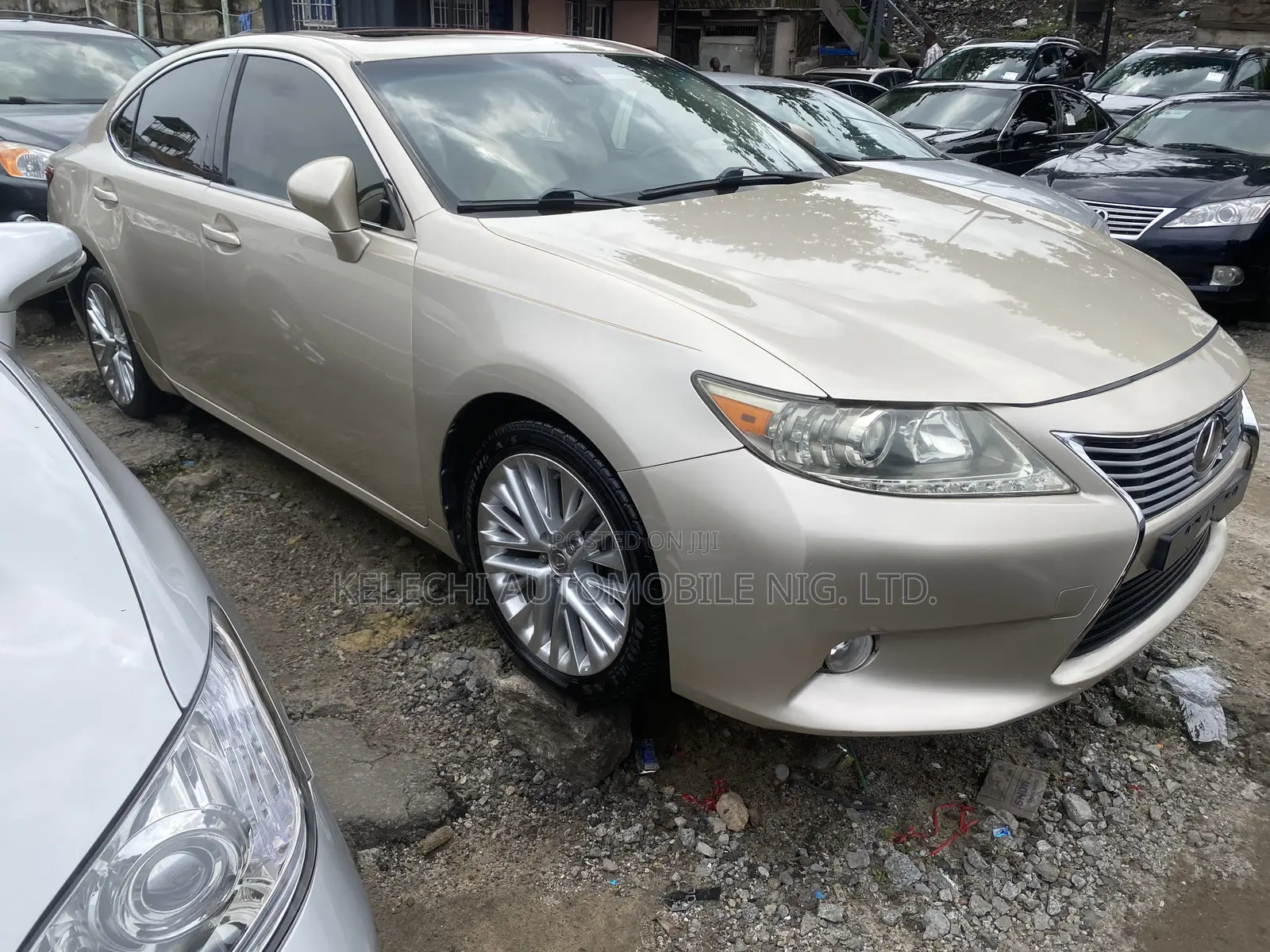 Lexus ES 350 FWD 2013 Gold