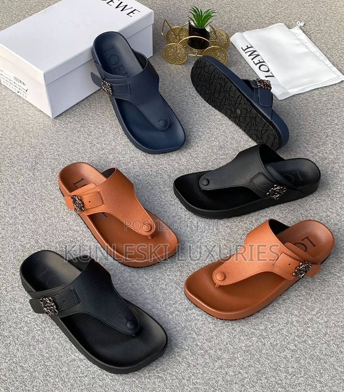 Original Loewe Leather Slippers Collections in 3 Designs