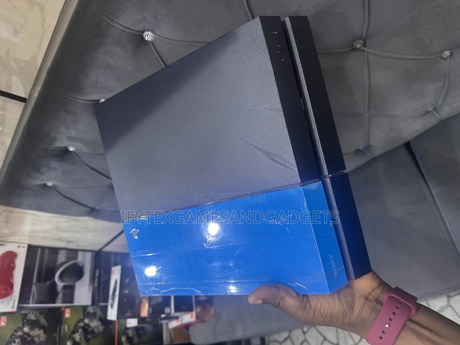 Playstation 4 Fat Uk Used With 12 Games , Fc26 and 2 Pads