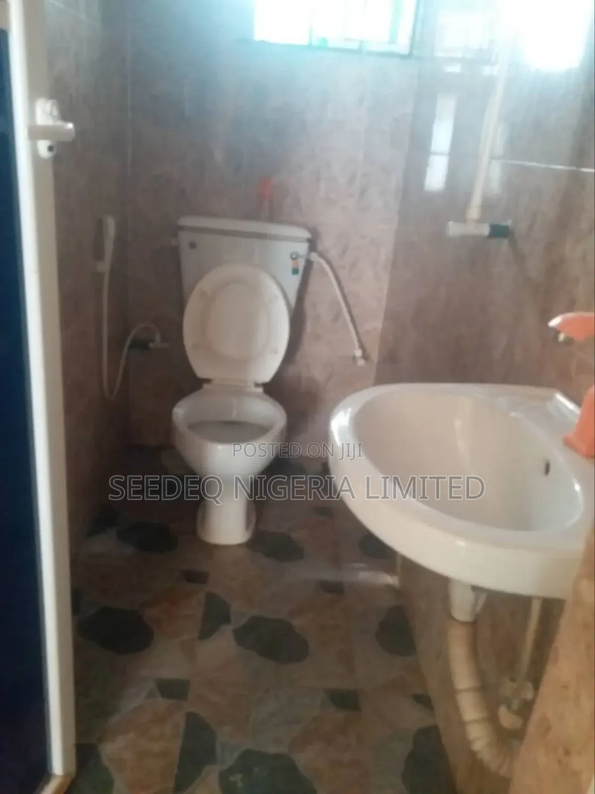 Furnished 1bdrm Block of Flats in Kamal Estate, Igbogbo for rent