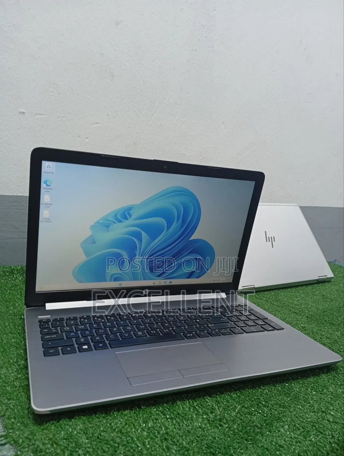 Laptop HP 255 G6 8GB AMD Ryzen SSD 128GB