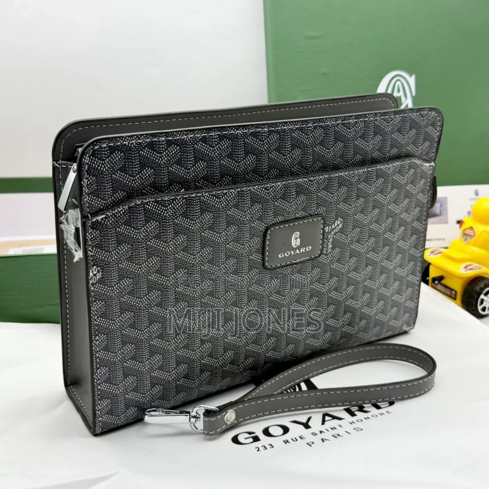 "Fashionable Luxury Men's Party Purse"