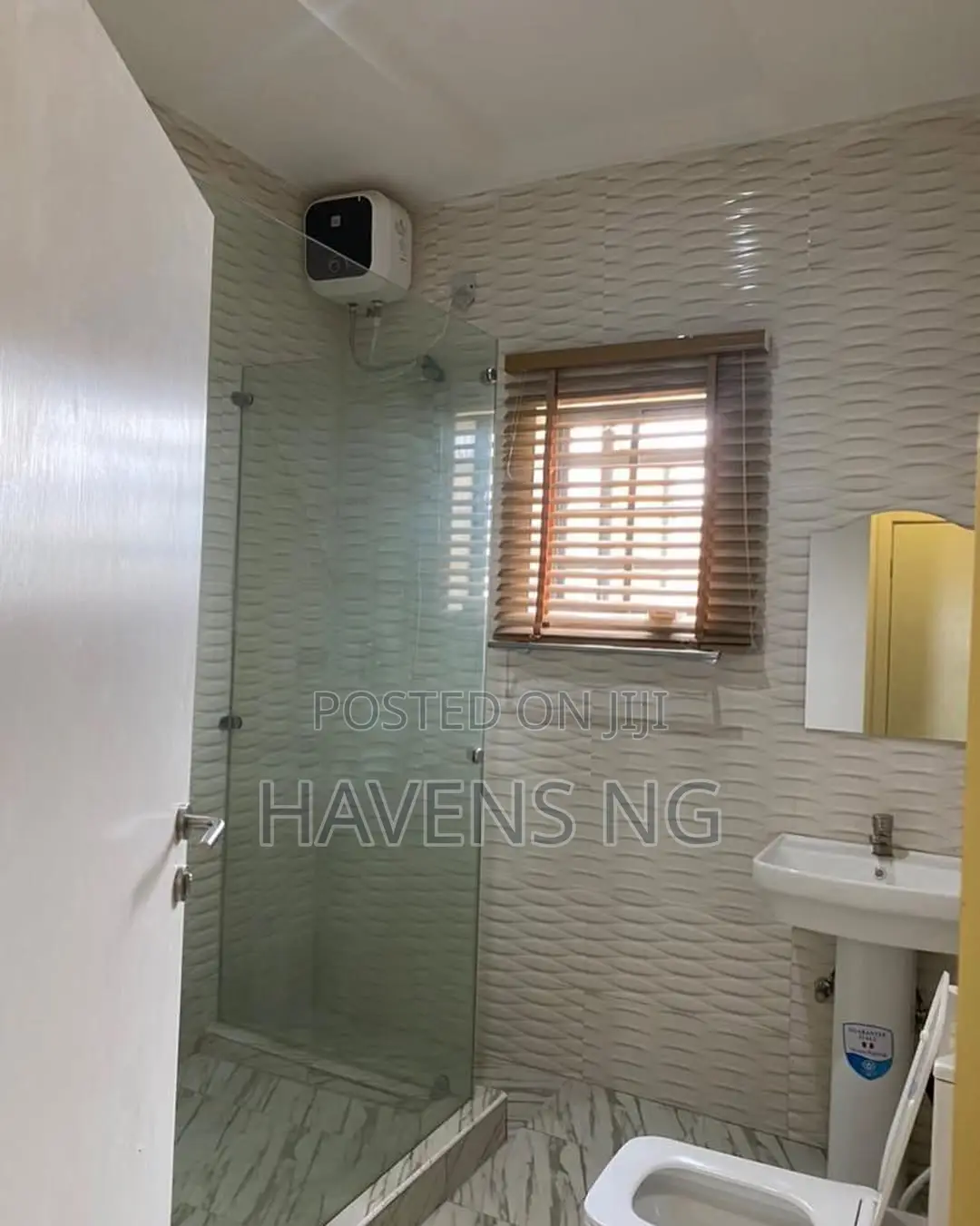 Luxurious 4-Bedroom Duplex Shortlet Apartment