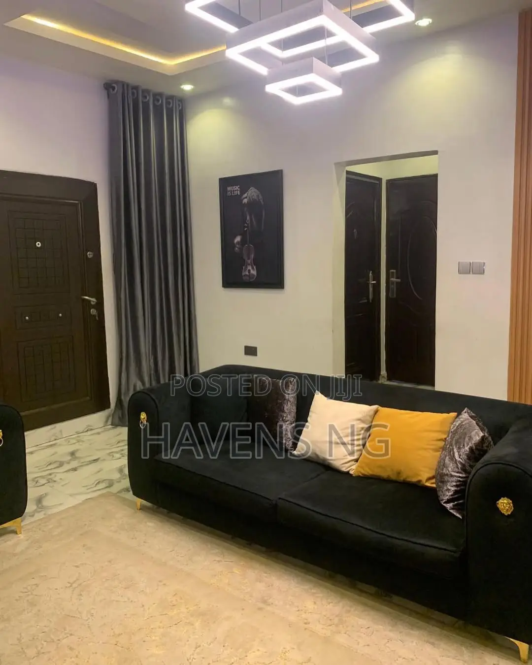 Spacious 3-Bedroom Shortlet Apartment