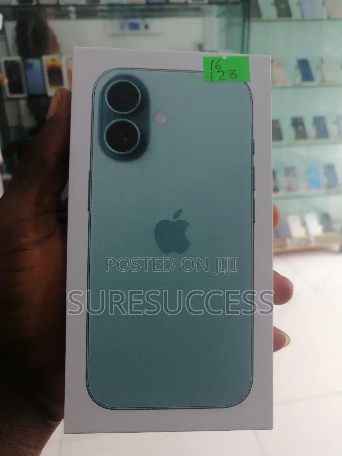 New Apple iPhone 16 128 GB Blue
