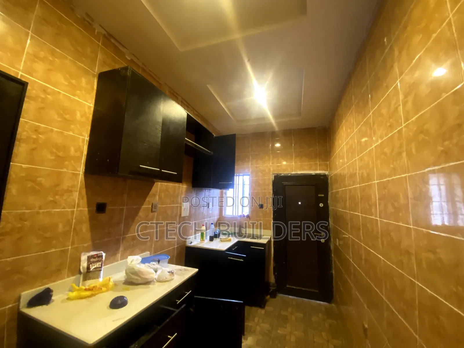 2bdrm Block of Flats in Benin City for rent