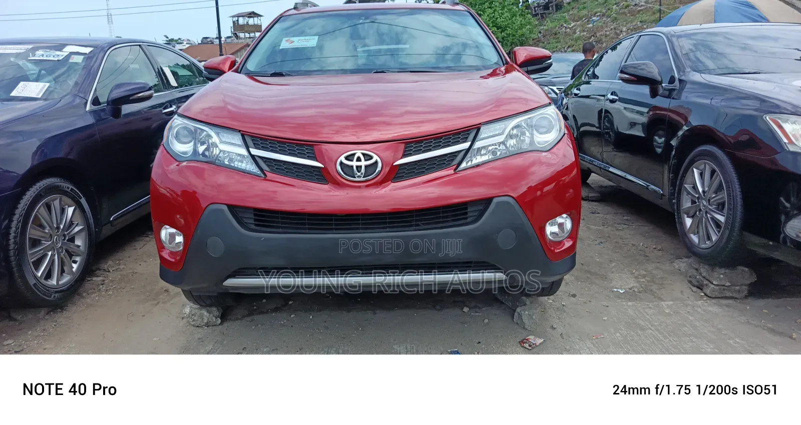 Toyota RAV4 2015 Red