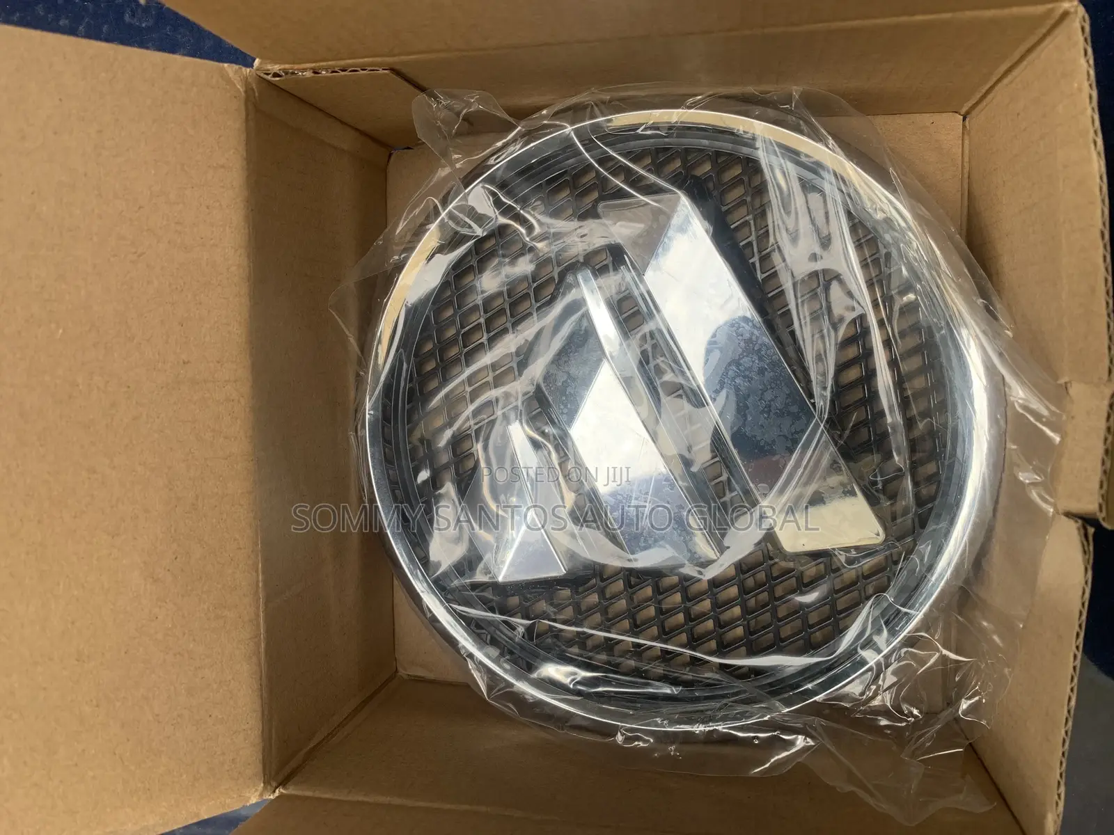 Front Grille Logo Foton Tunland Available
