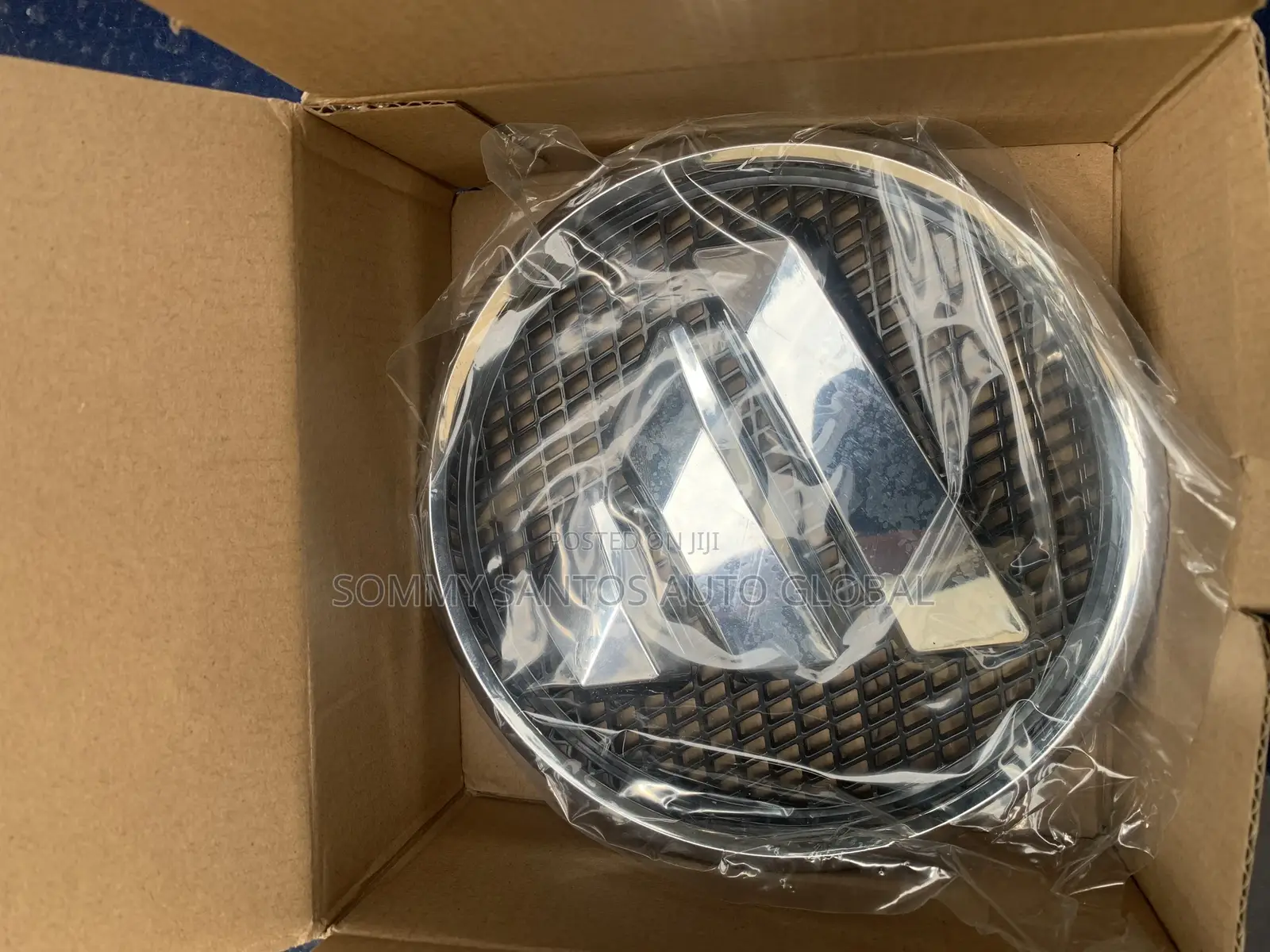 Front Grille Logo Foton Tunland Available